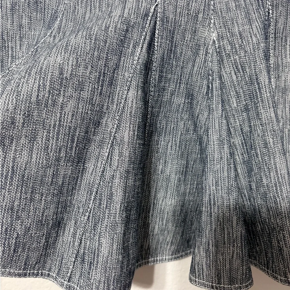 Derek‎ Lam Textured Denim Slubby Weave of White & Blue Trumpet Back Detail. USA